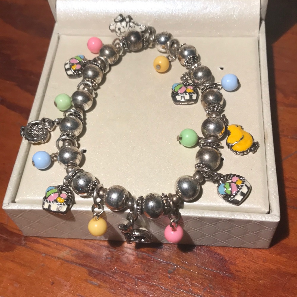 Charm bracelet